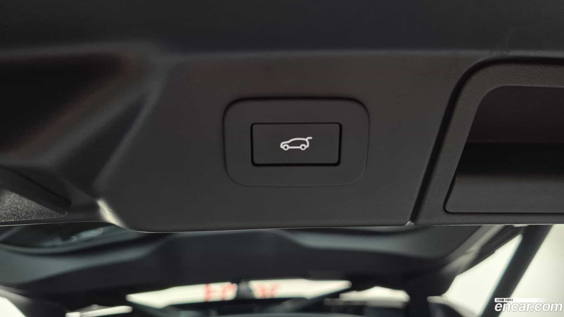 Range Rover Velar Land Rover 2026.2-OPTION-021