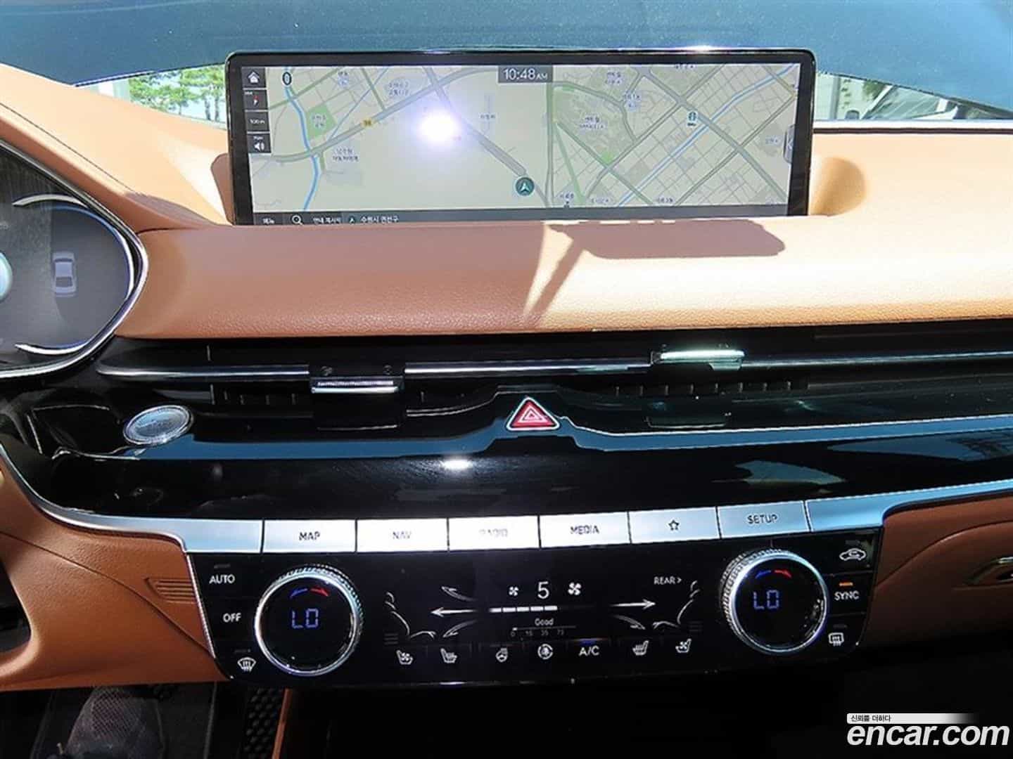 G80 Genesis 2022.0-OPTION-017