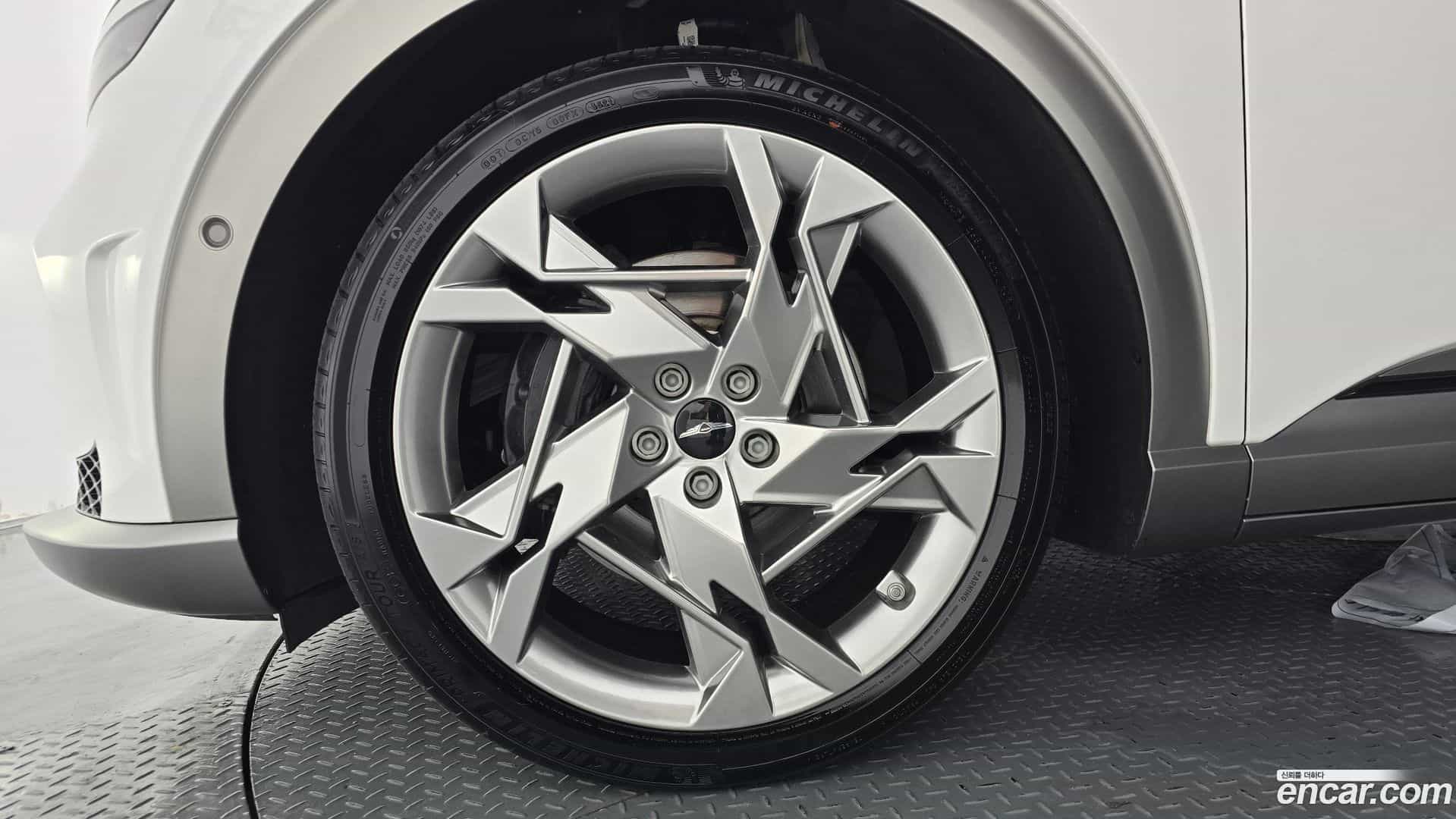 GV60 Genesis 2022.3-OUTER-005