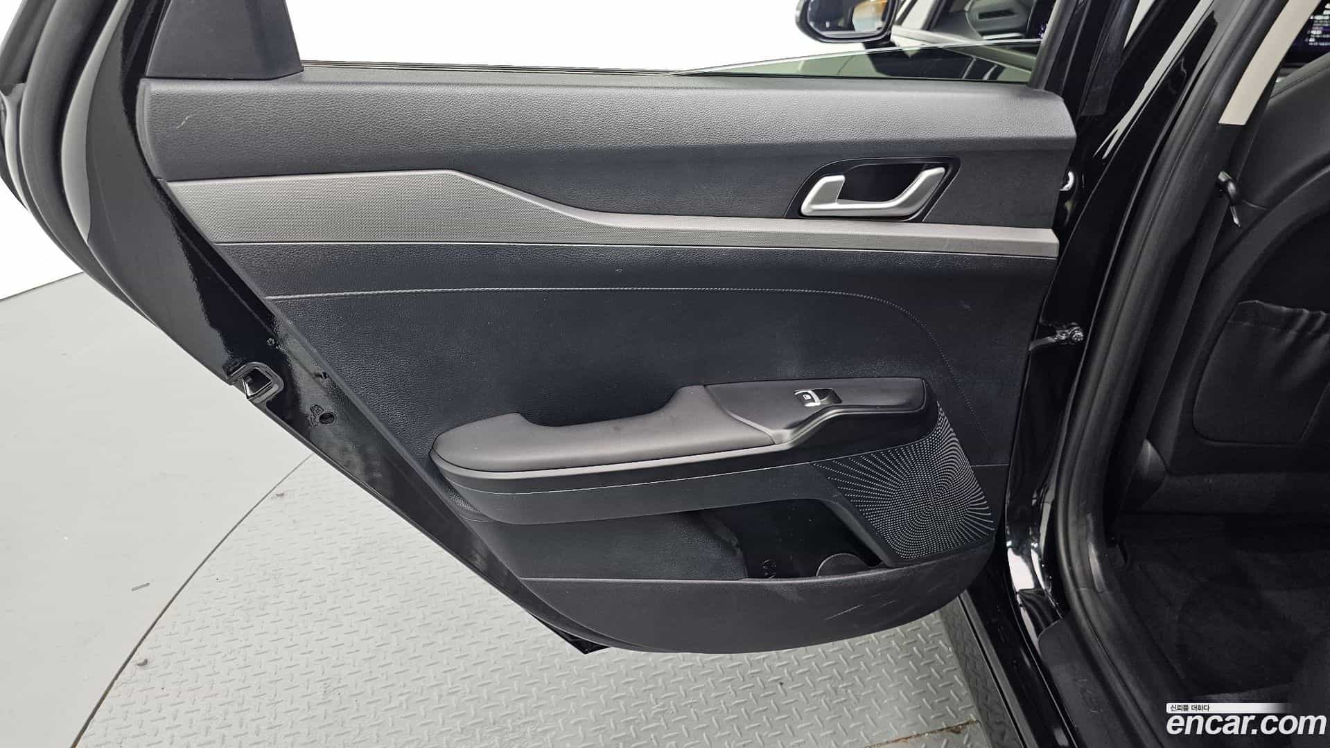 K5 Kia 2023.4-INNER-035