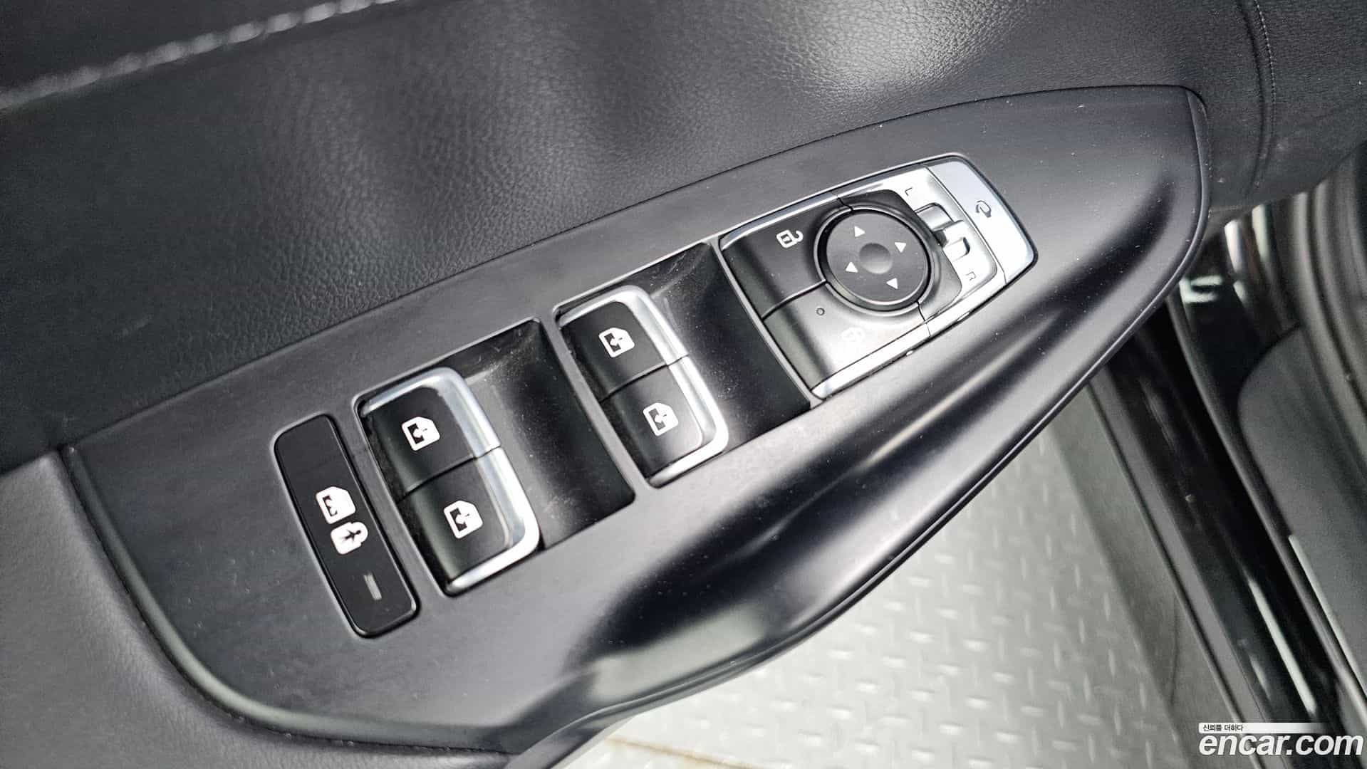 K5 Kia 2023.4-OPTION-040