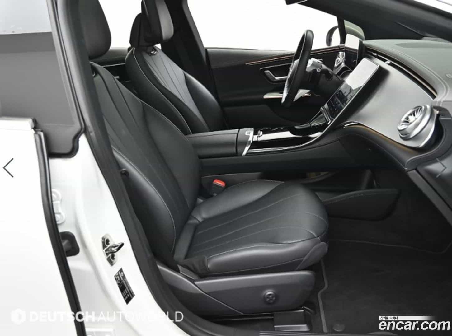 EQE Mercedes-Benz 2023.3-INNER-010
