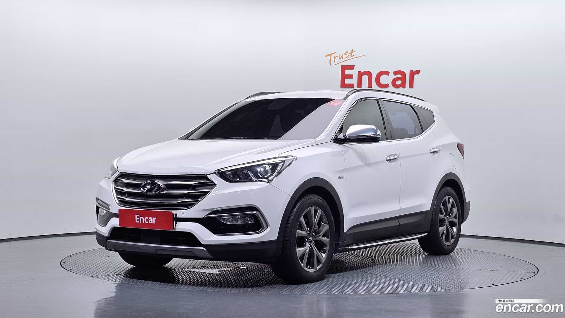 Santafe Hyundai 2016.10-OUTER-001
