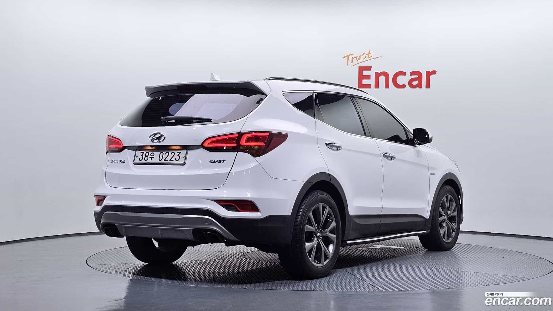 Santafe Hyundai 2016.10-OUTER-002