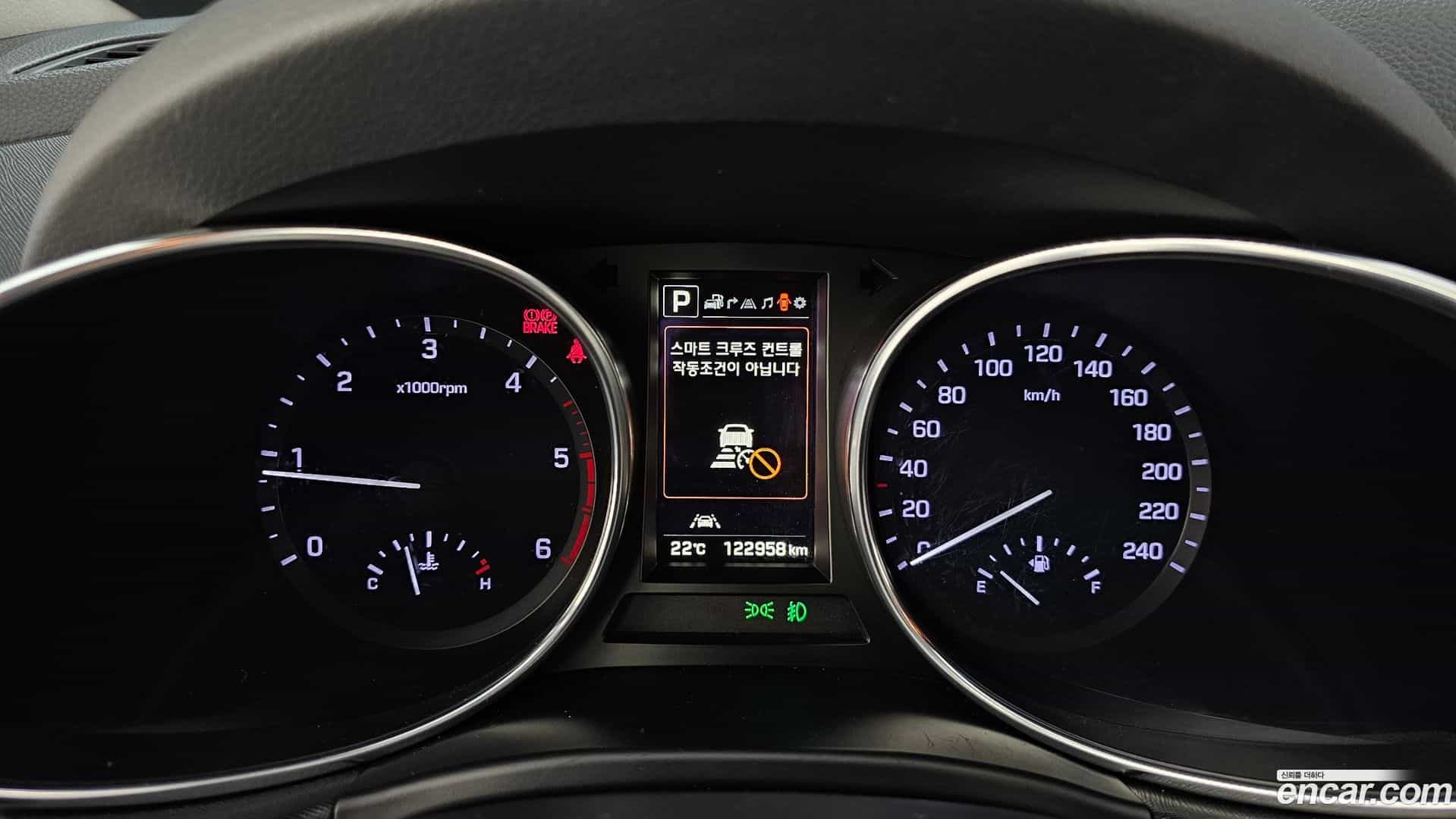 Santafe Hyundai 2016.10-INNER-008