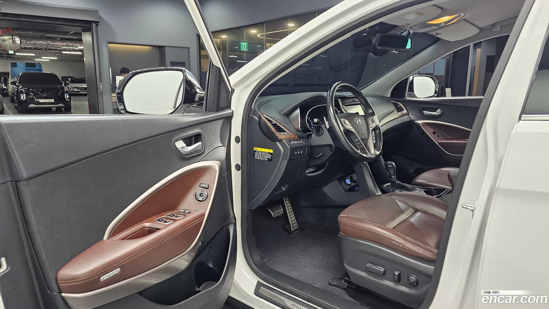 Santafe Hyundai 2016.10-INNER-010
