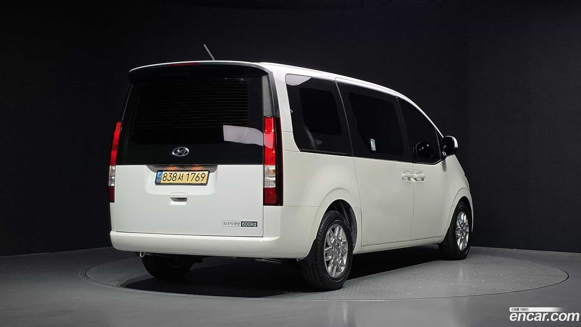 Staria Hyundai 2023.4-OUTER-002