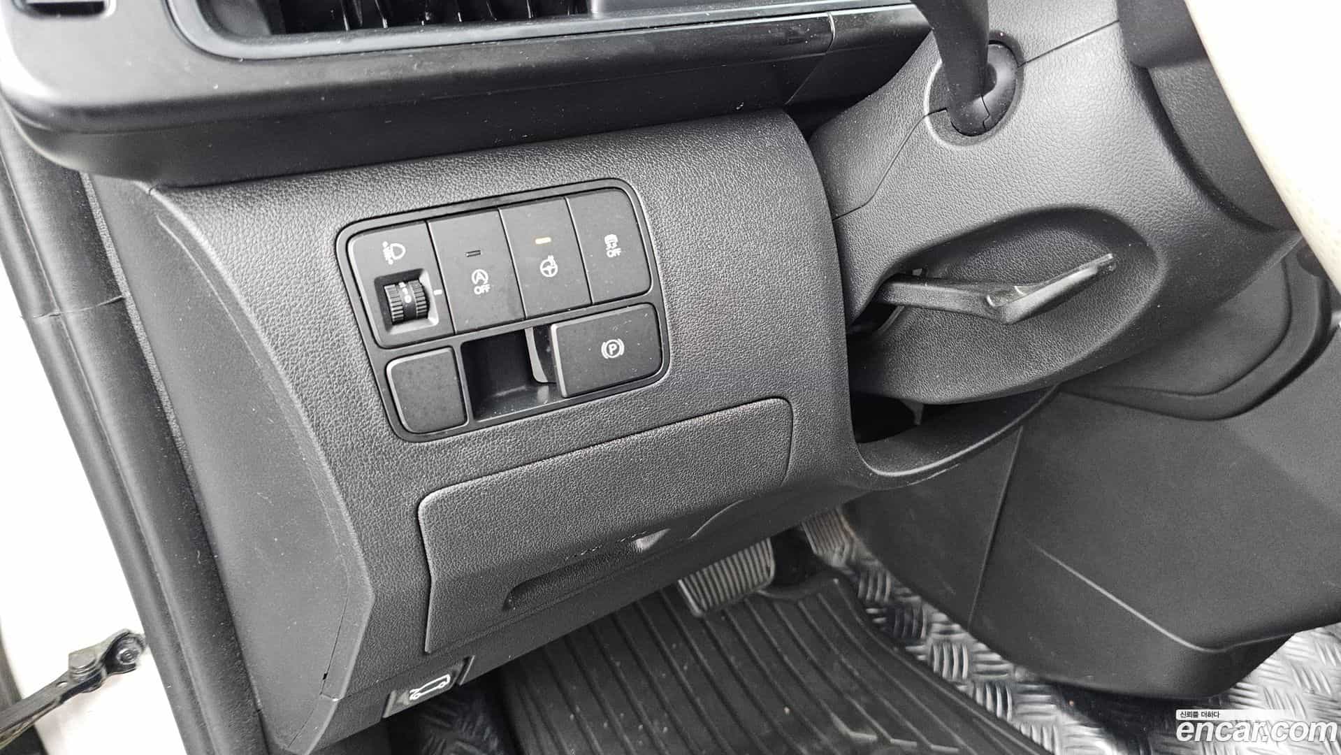Staria Hyundai 2023.4-OPTION-022