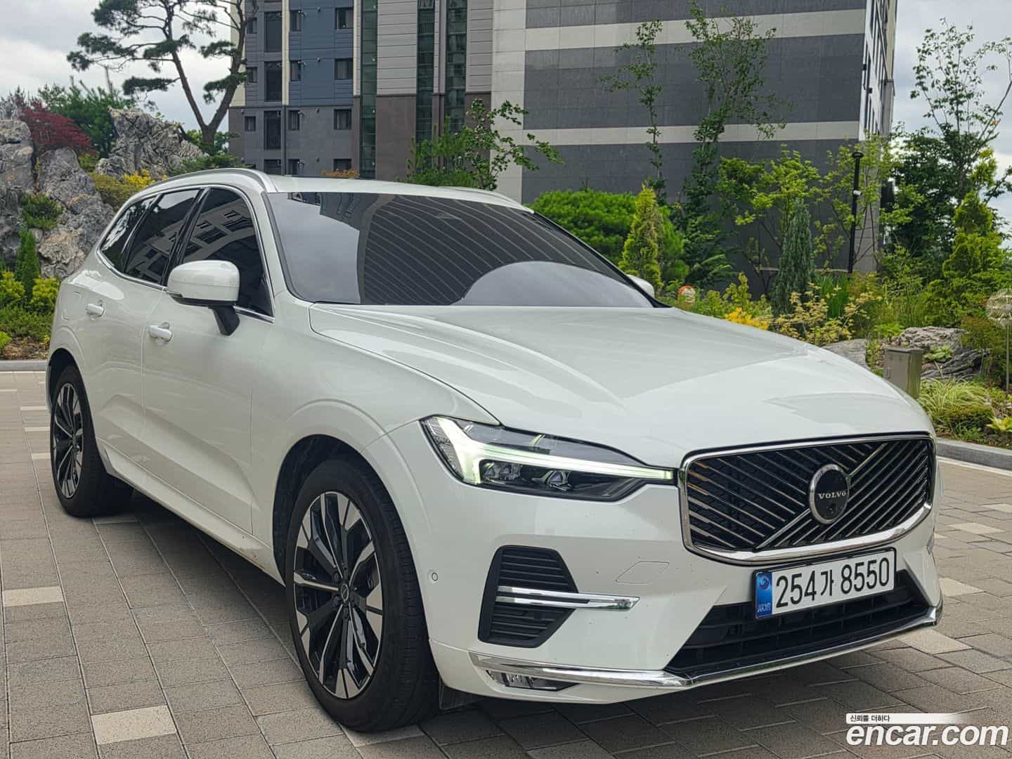 XC60 Volvo 2026.2-OUTER-002