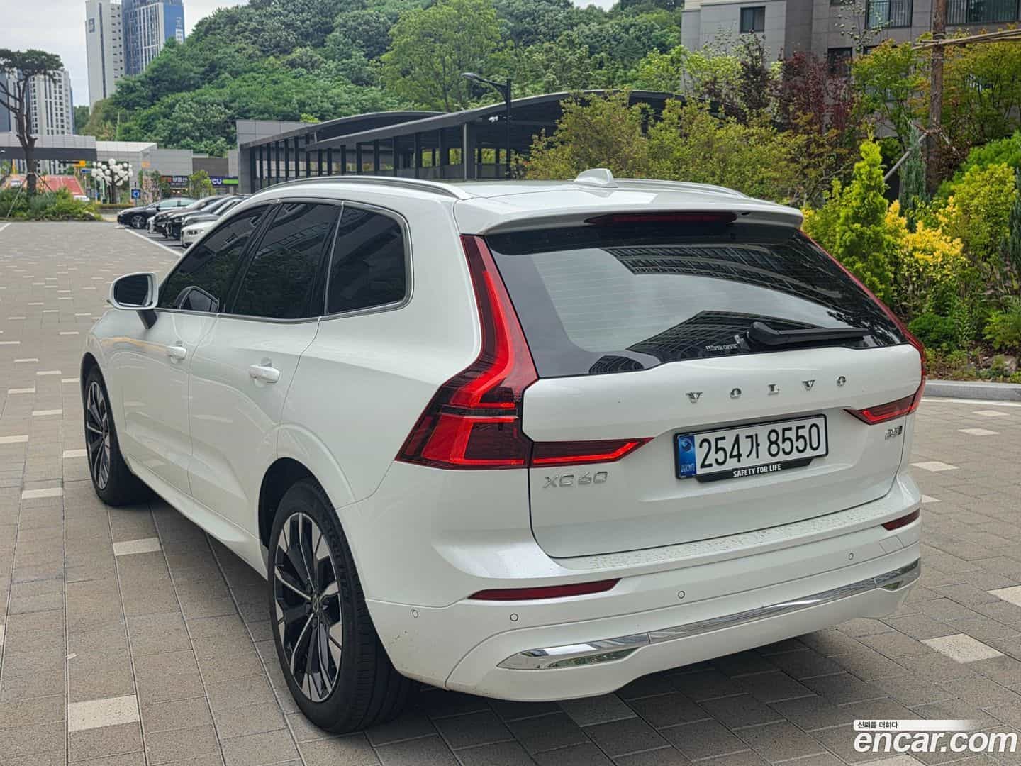 XC60 Volvo 2026.2-OUTER-006