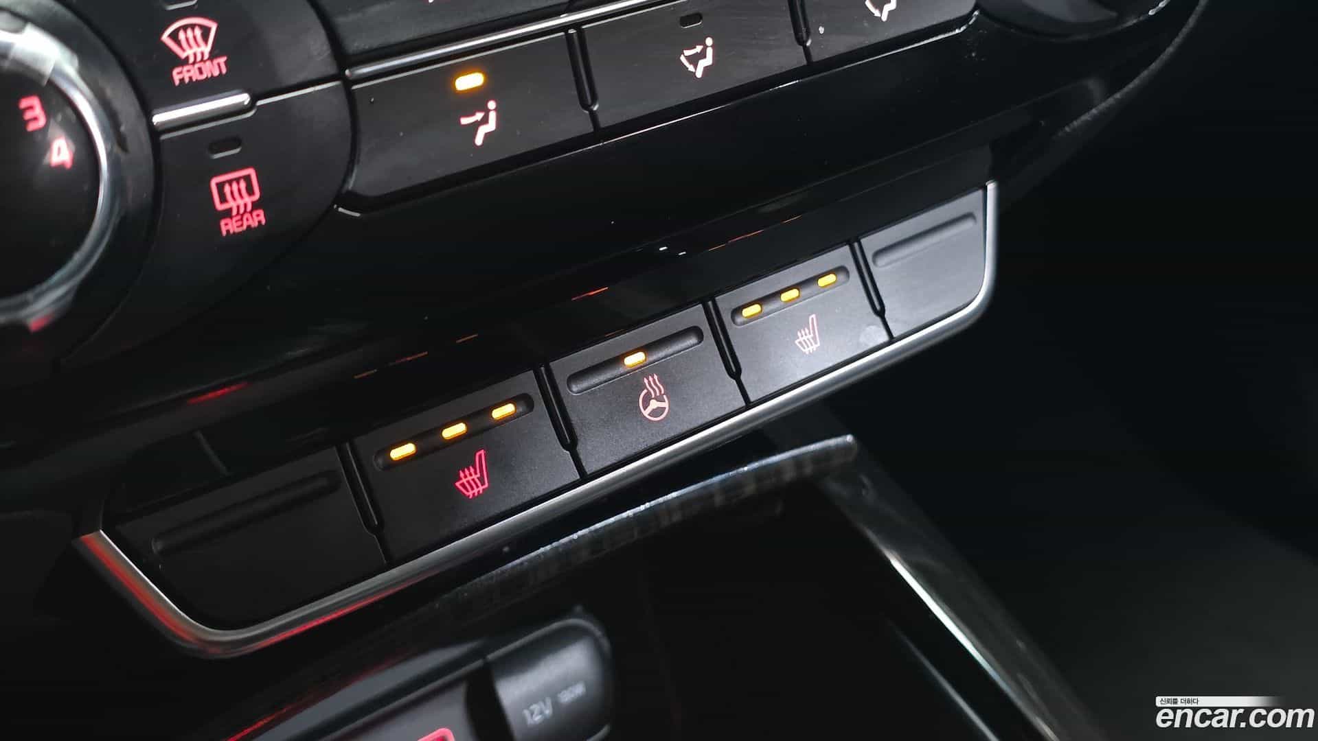 Sorento Kia 2018.3-OPTION-023