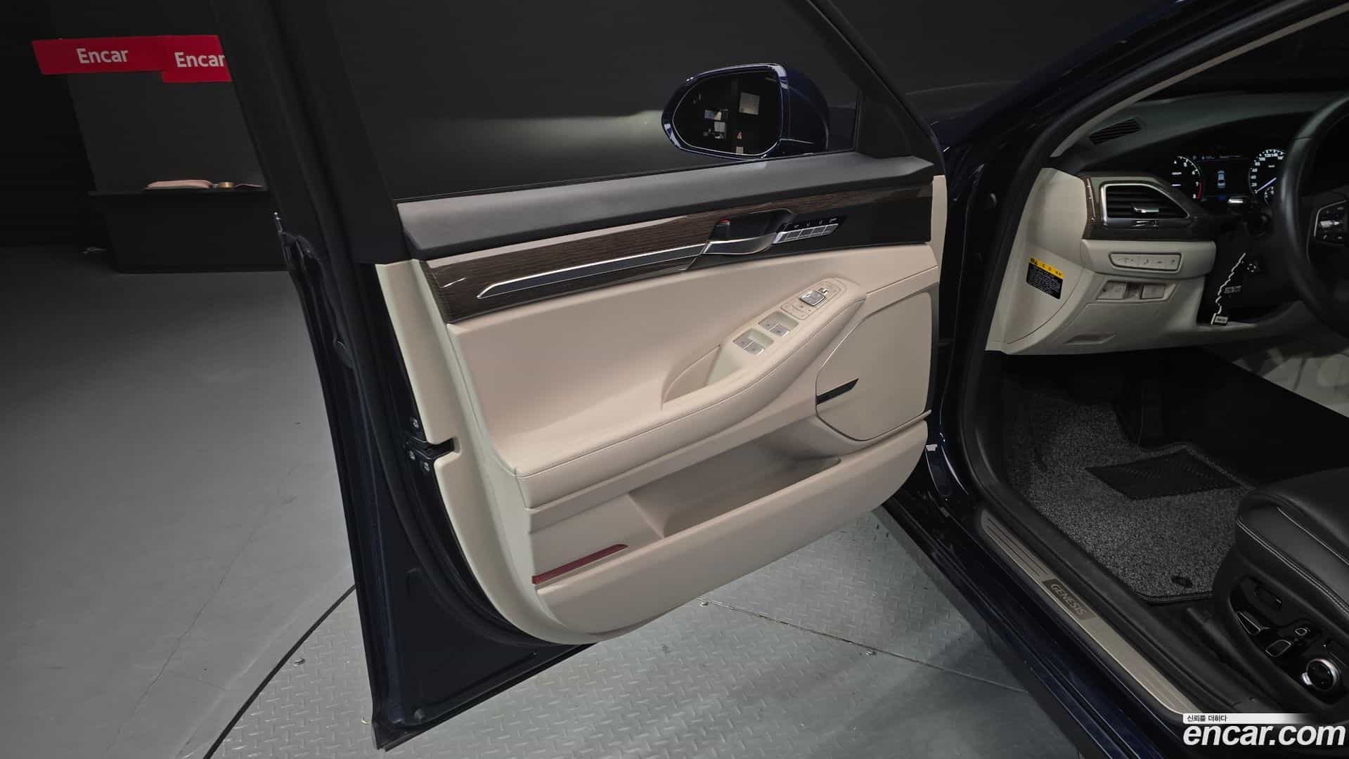 G90 Genesis 2019.6-INNER-034