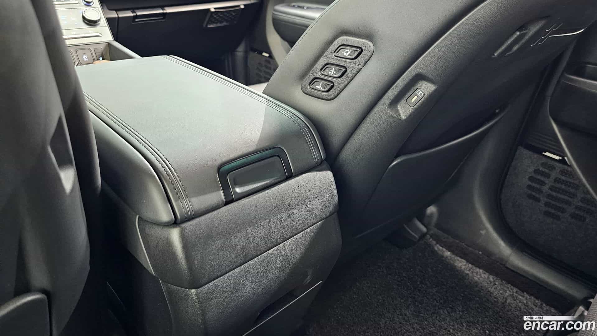 Santafe Hyundai 2024.6-OPTION-044