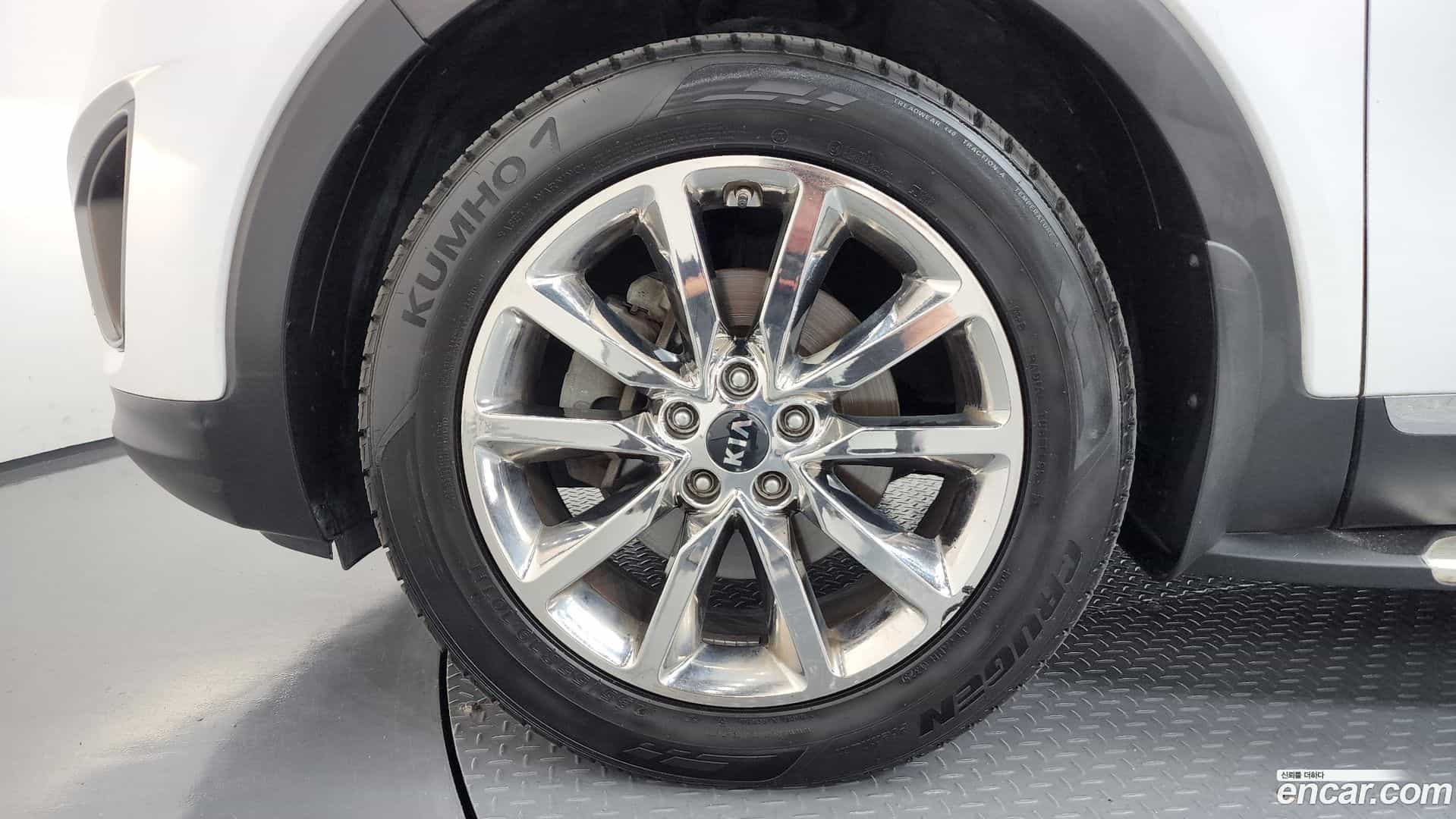 Sorento Kia 2014.9-OUTER-005