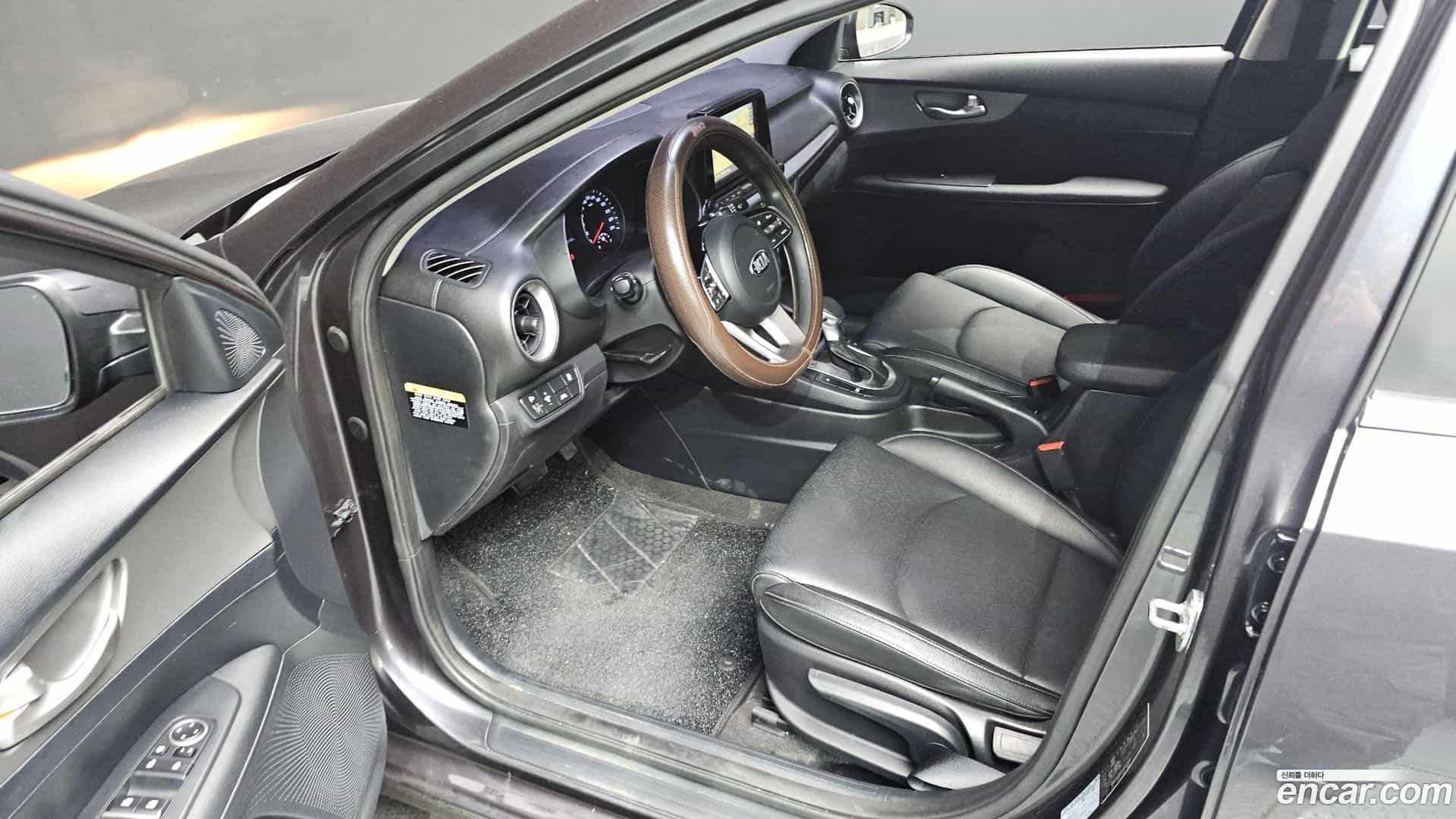 K3 Kia 2019.0-INNER-010