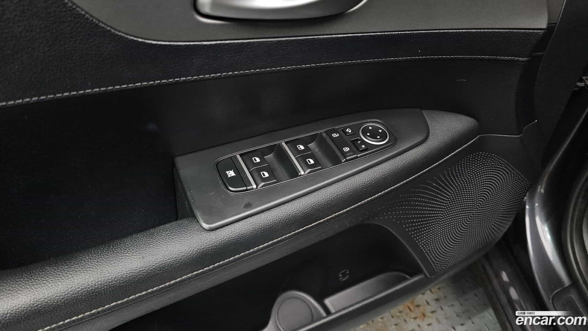 K3 Kia 2019.0-OPTION-018