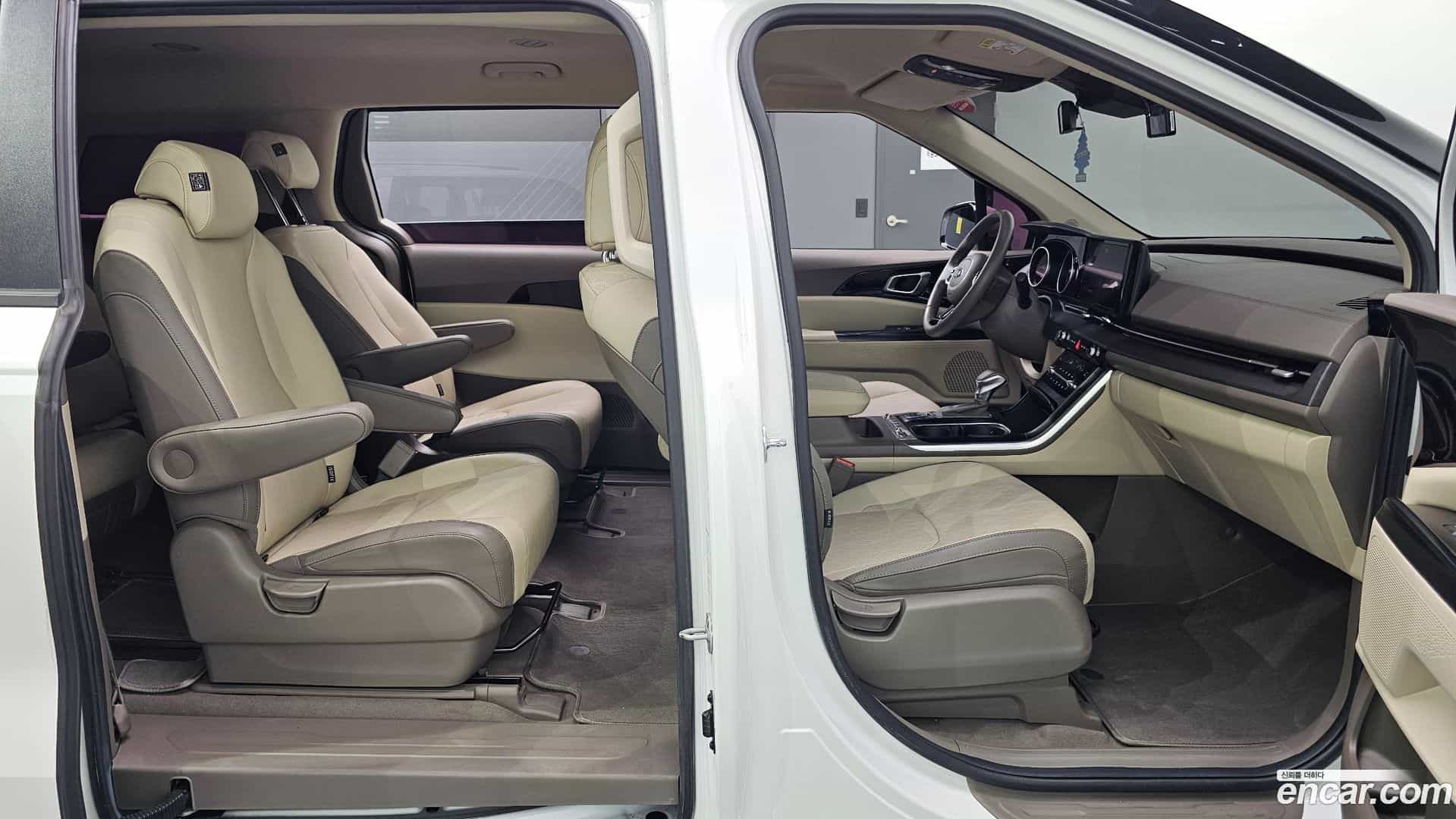 Canival Kia 2021.3-INNER-036
