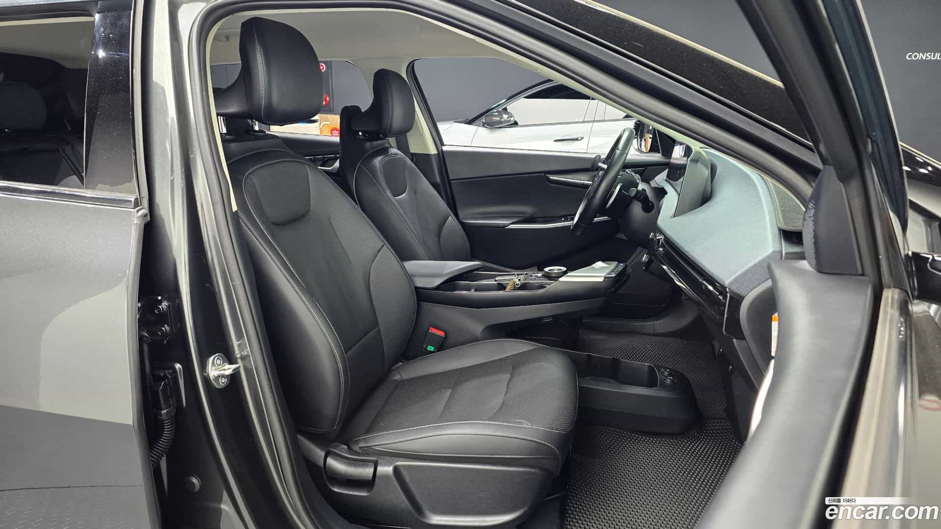 EV6 Kia 2022.10-INNER-010