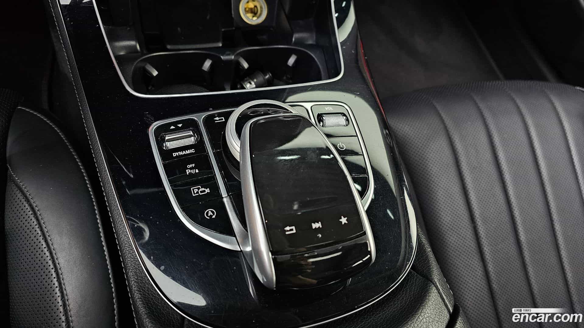 E-Class Mercedes-Benz 2017.11-INNER-009