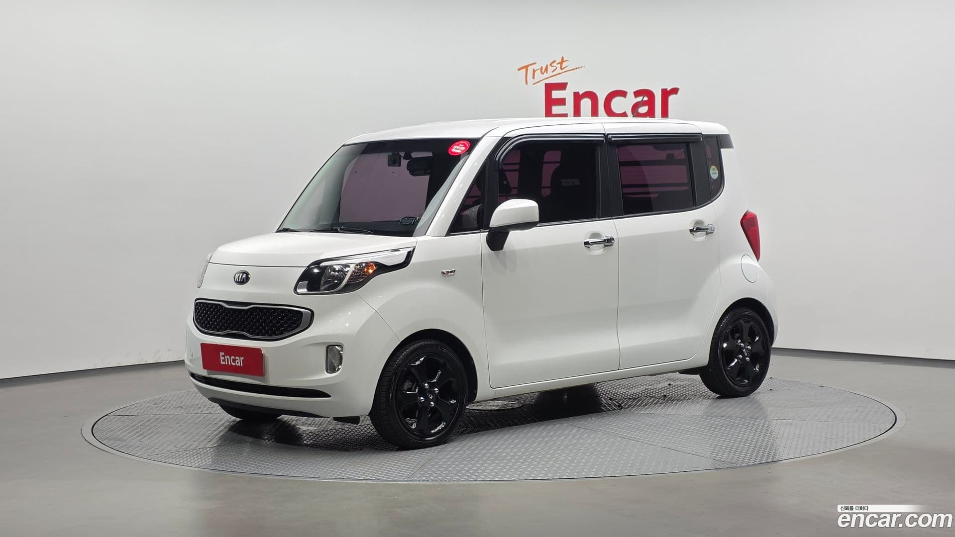 Main__Slider__Photo:RAY Kia 2017.5-0
