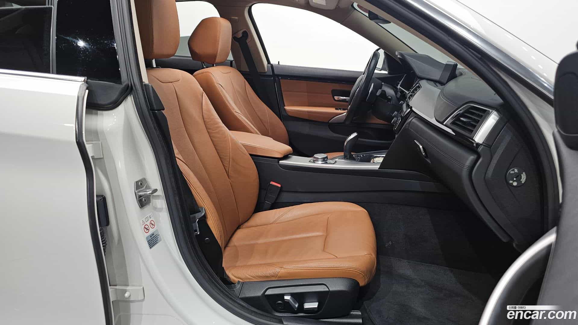 4-Series BMW 2018.4-INNER-010