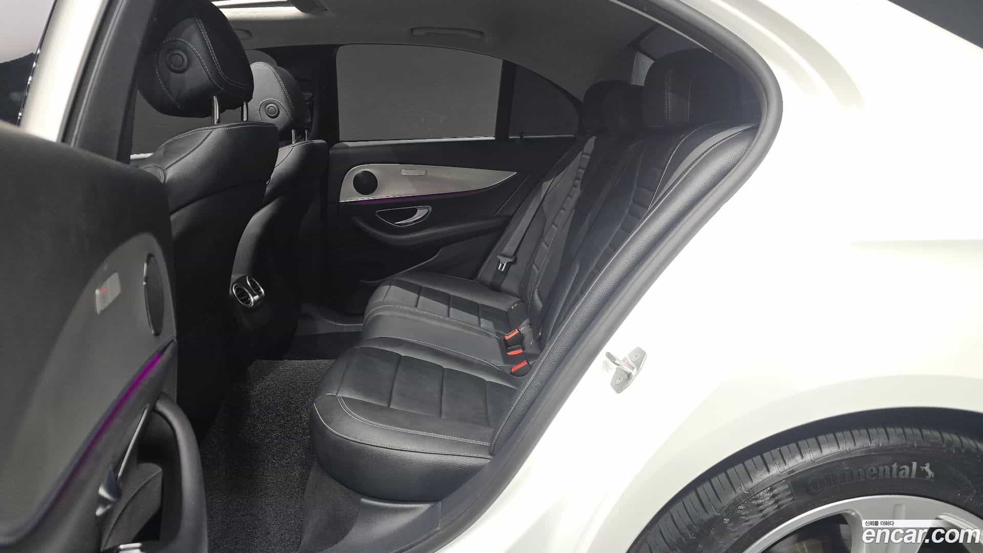 E-Class Mercedes-Benz 2016.11-OPTION-016