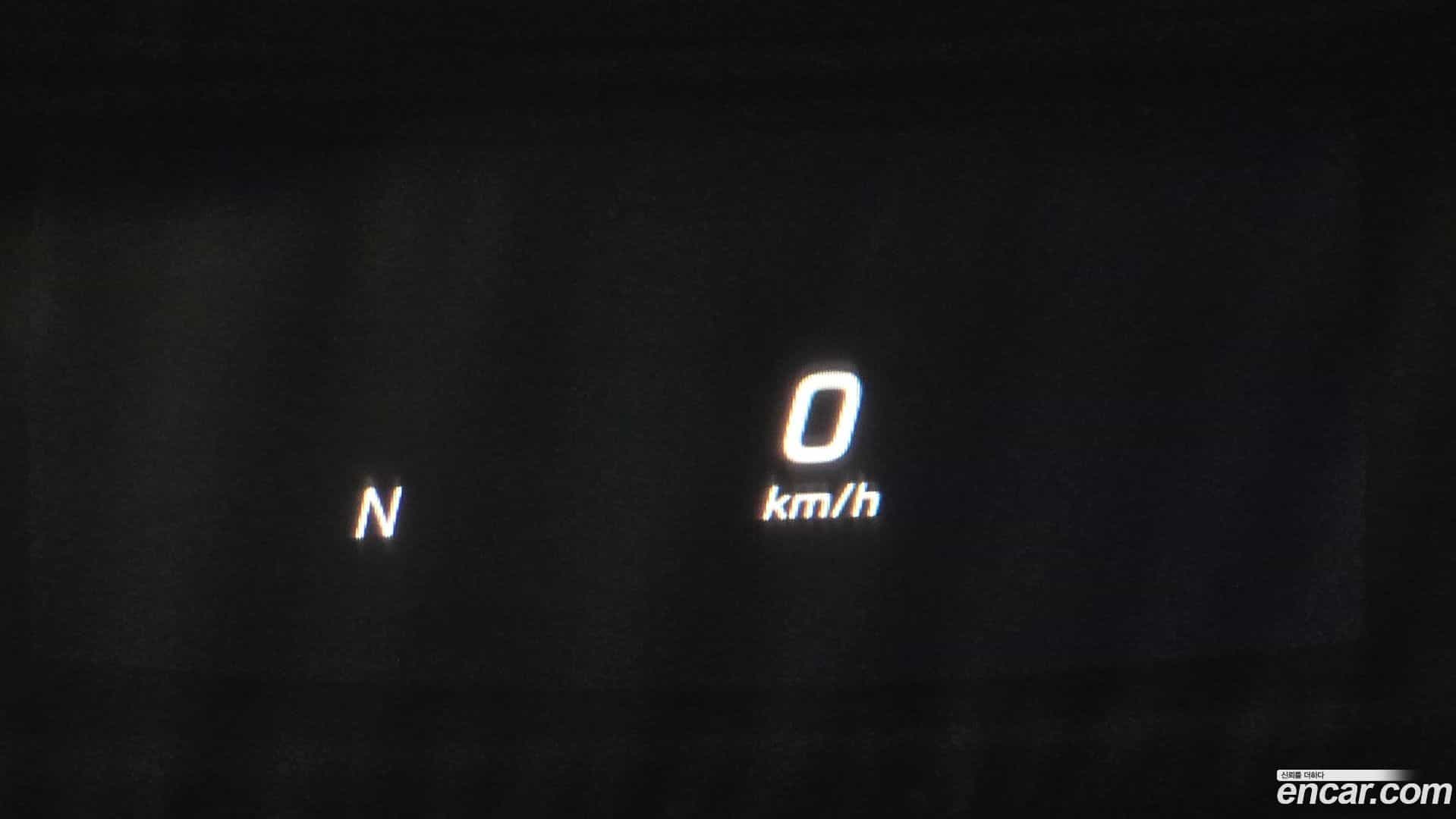 E-Class Mercedes-Benz 2016.11-OPTION-020