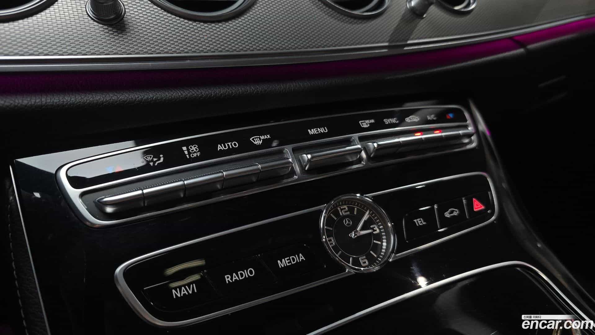 E-Class Mercedes-Benz 2016.11-OPTION-021