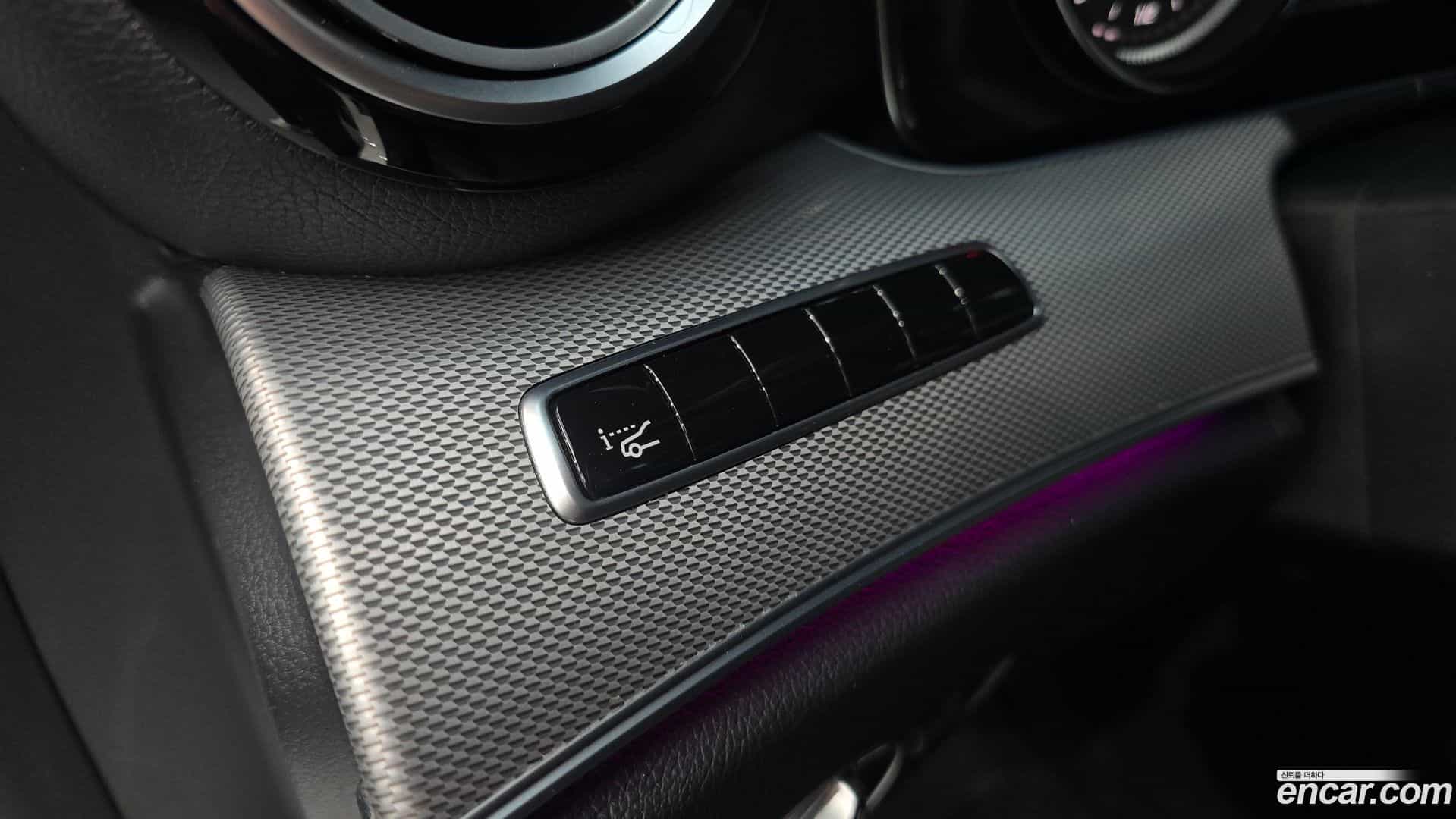 E-Class Mercedes-Benz 2016.11-OPTION-022