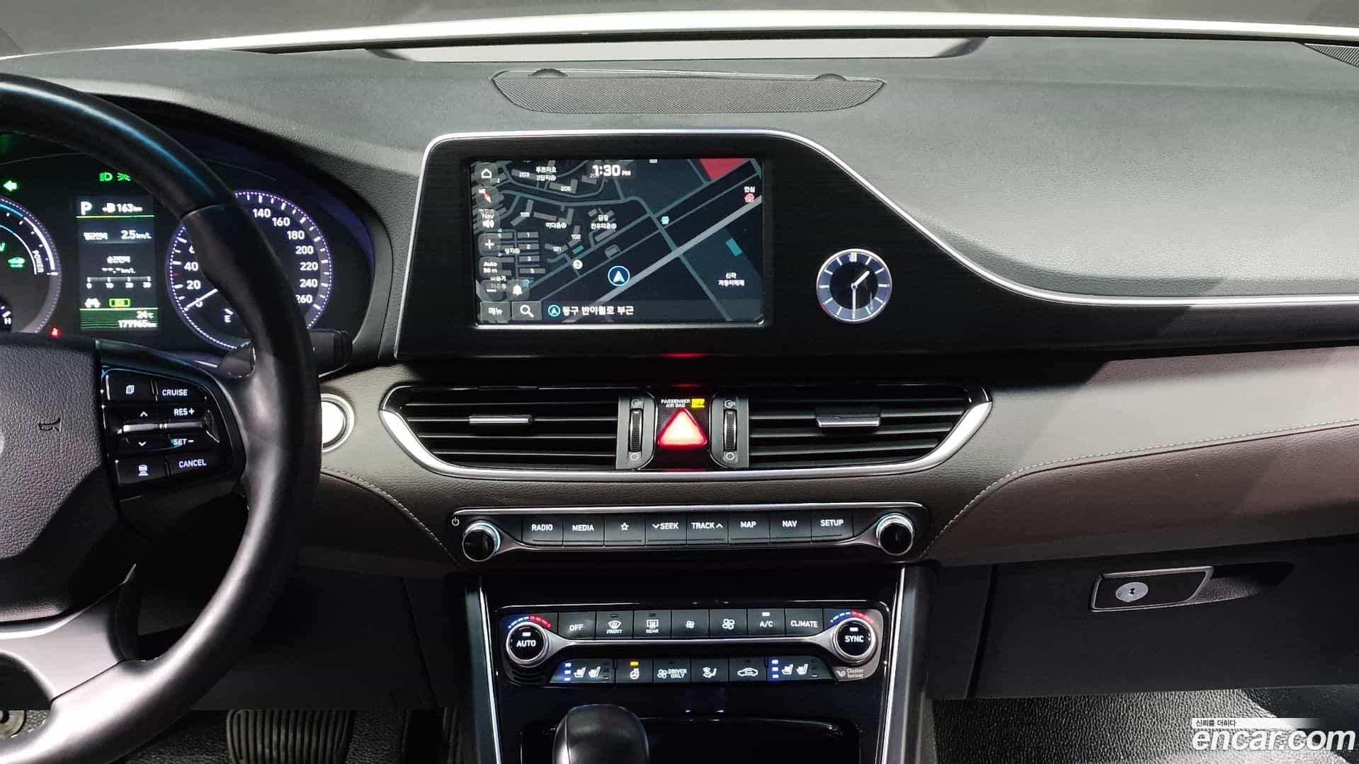 Grandeur Hyundai 2017.6-OPTION-019