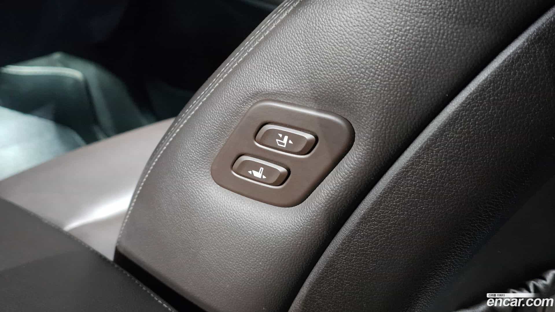Grandeur Hyundai 2017.6-OPTION-040