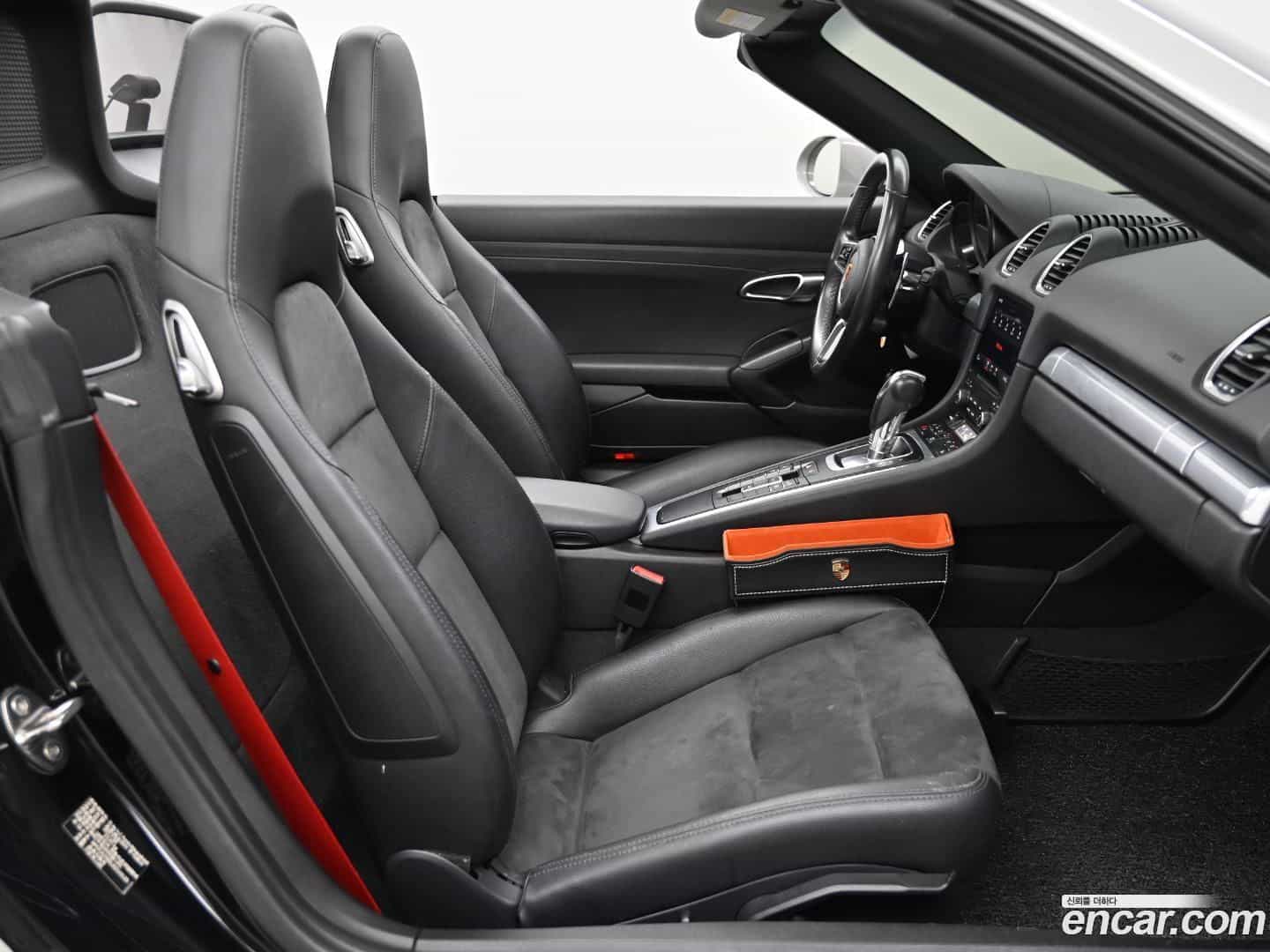 718 Porsche 2017.8-INNER-010