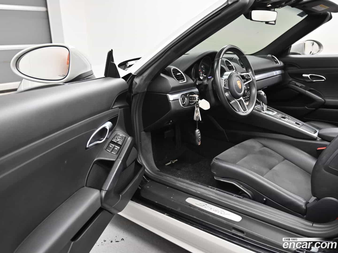 718 Porsche 2017.8-OPTION-015