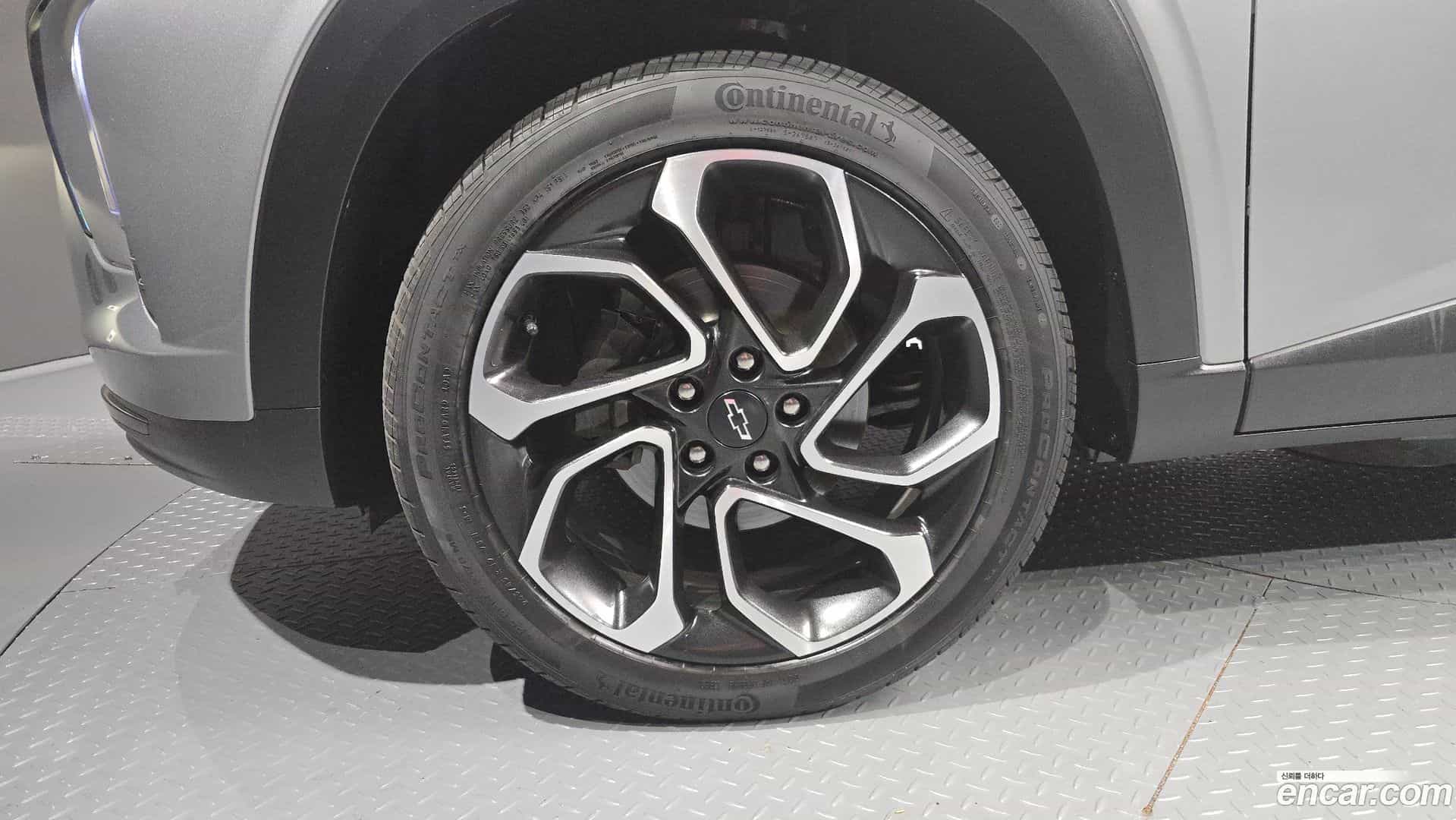 Trax Chevrolet 2023.5-OUTER-005