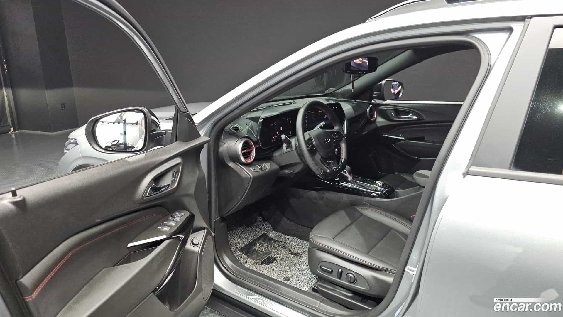 Trax Chevrolet 2023.5-INNER-010