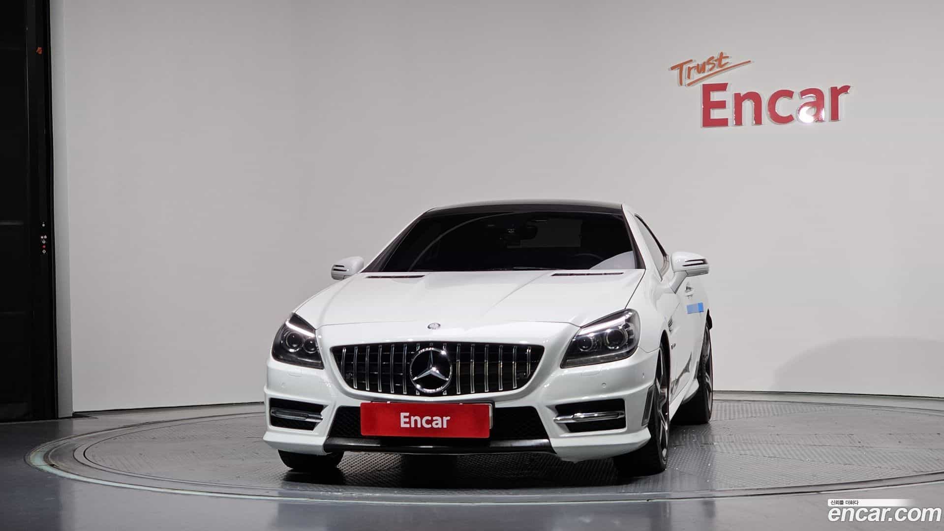 SLK-Class Mercedes-Benz 2015.3-OUTER-003
