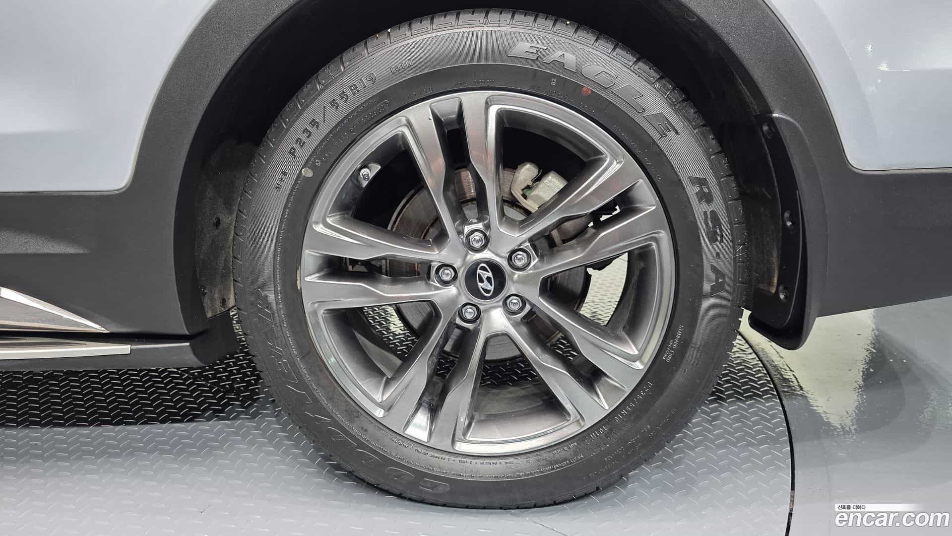 Maxcruz Hyundai 2017.0-OUTER-031