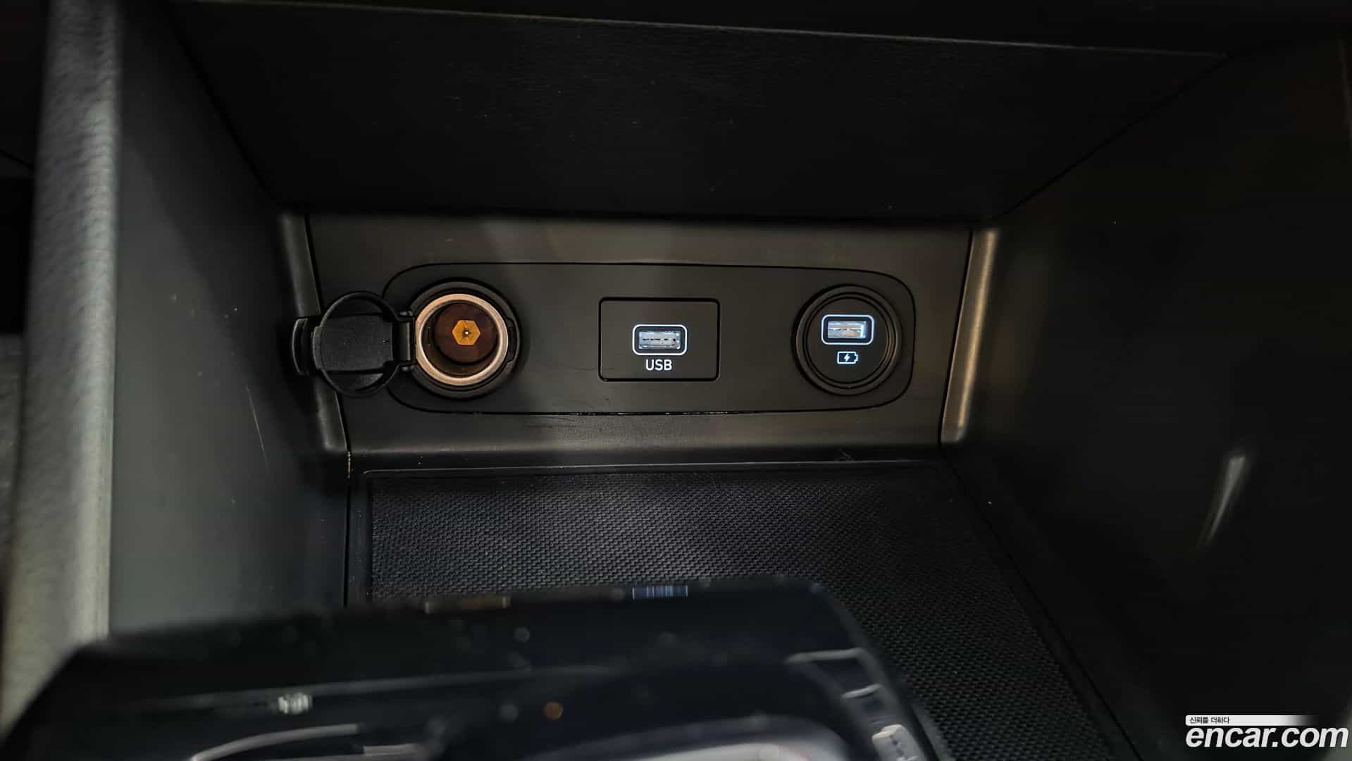 Sonata Hyundai 2019.4-OPTION-044