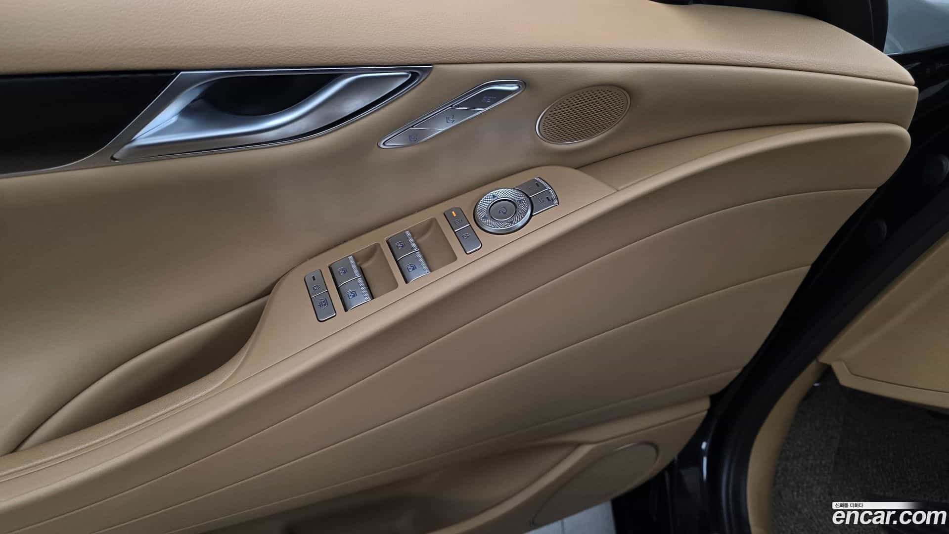G80 Genesis 2025.1-OPTION-042