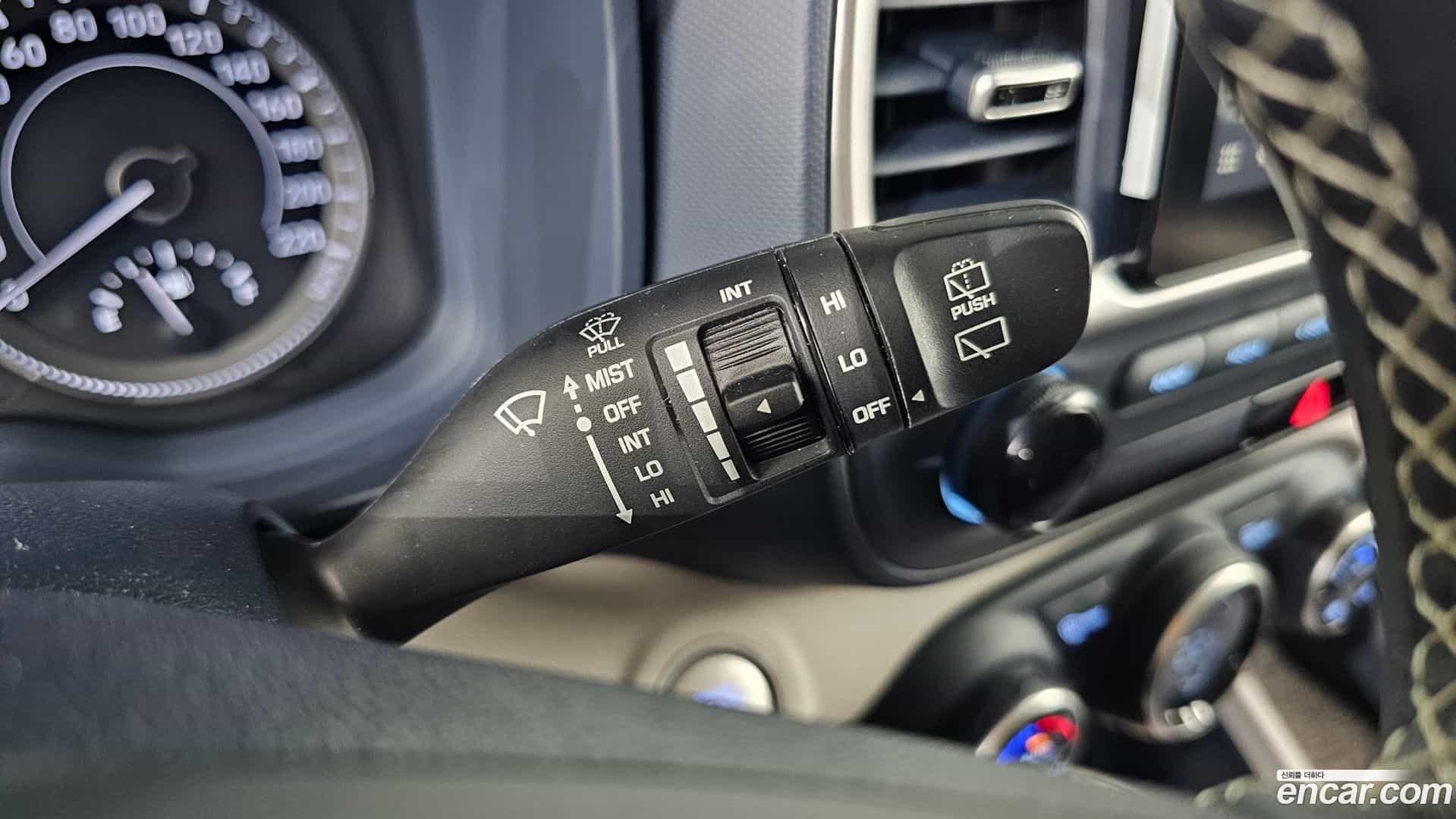 Venue Hyundai 2021.3-OPTION-040