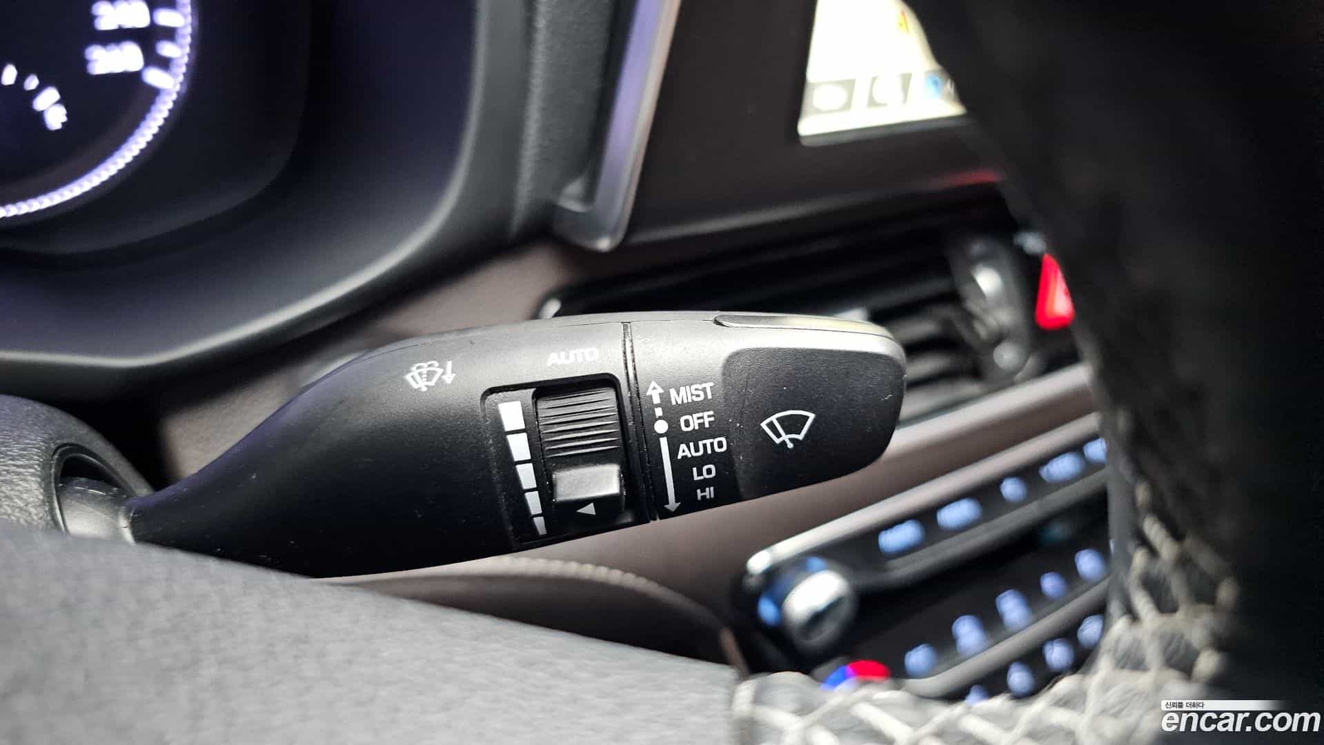 Grandeur Hyundai 2019.4-OPTION-021