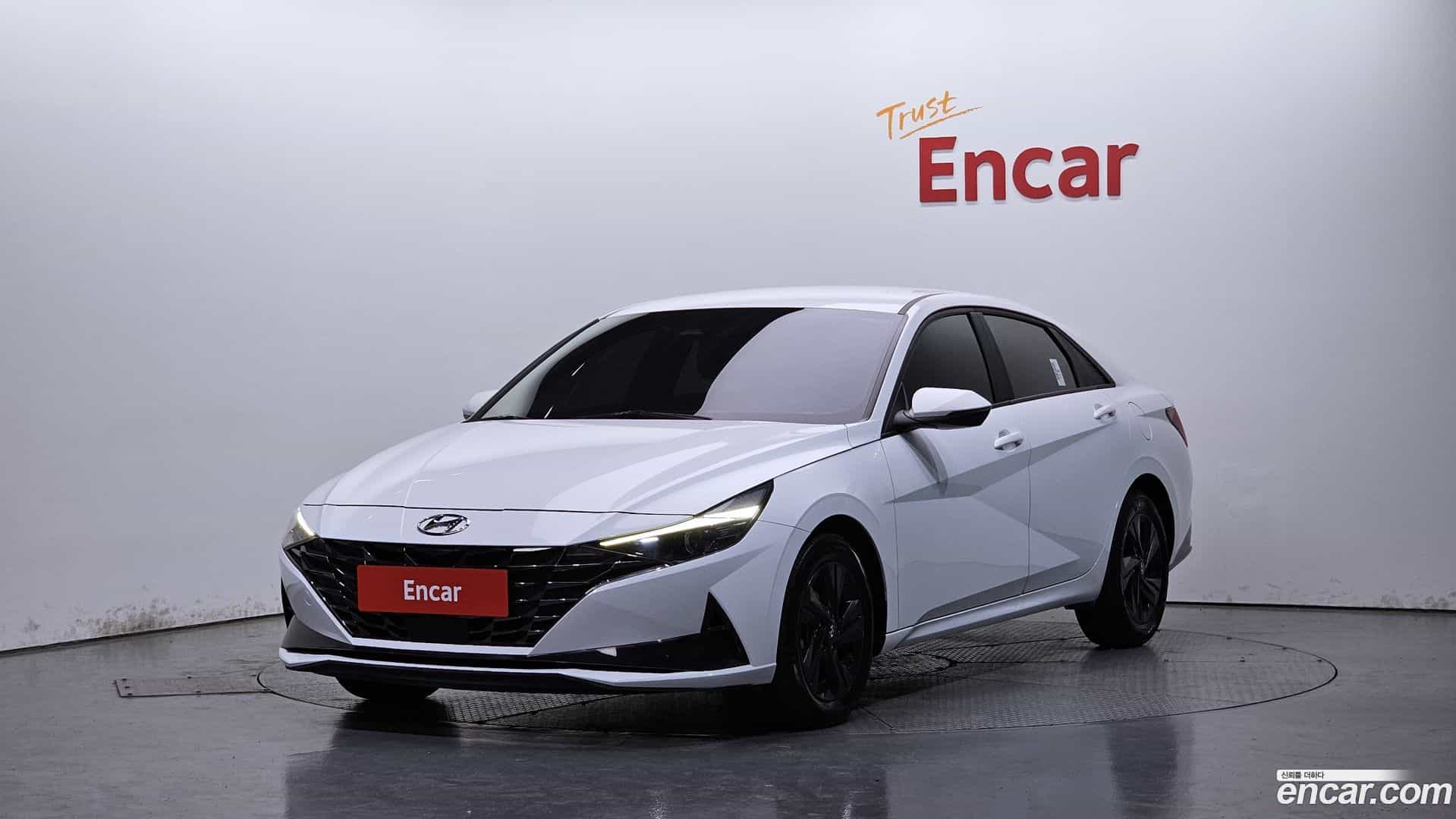 AVANTE Hyundai 2022.4-OUTER-001