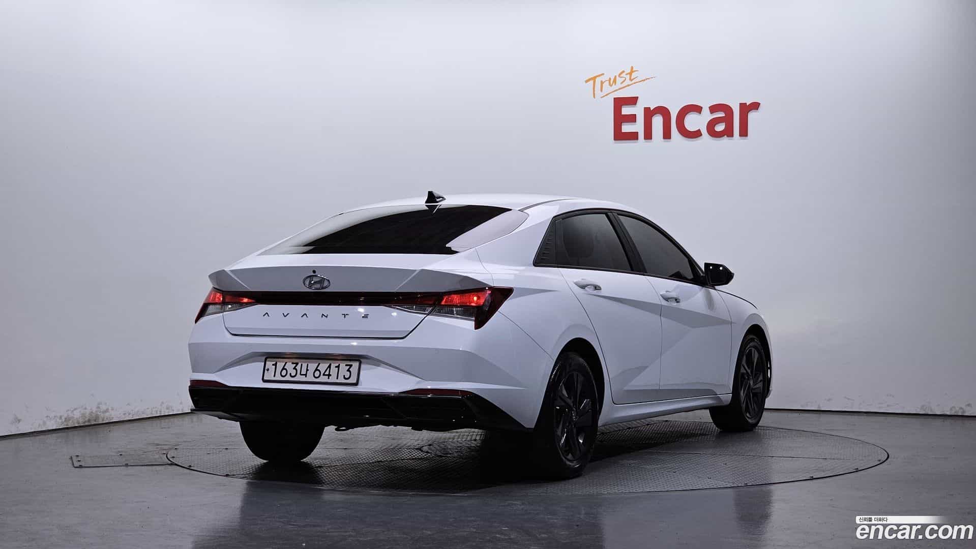 AVANTE Hyundai 2022.4-OUTER-002