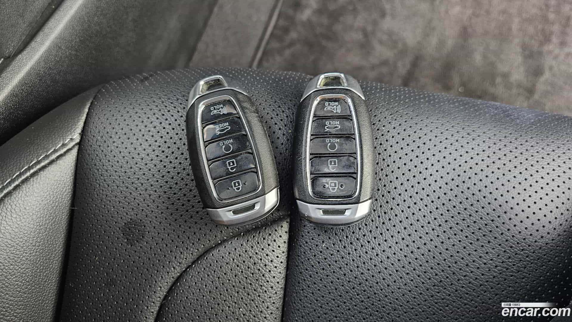 AVANTE Hyundai 2022.4-OPTION-042