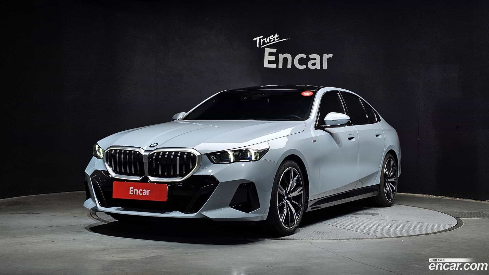 5-Series BMW 2024.1-OUTER-001