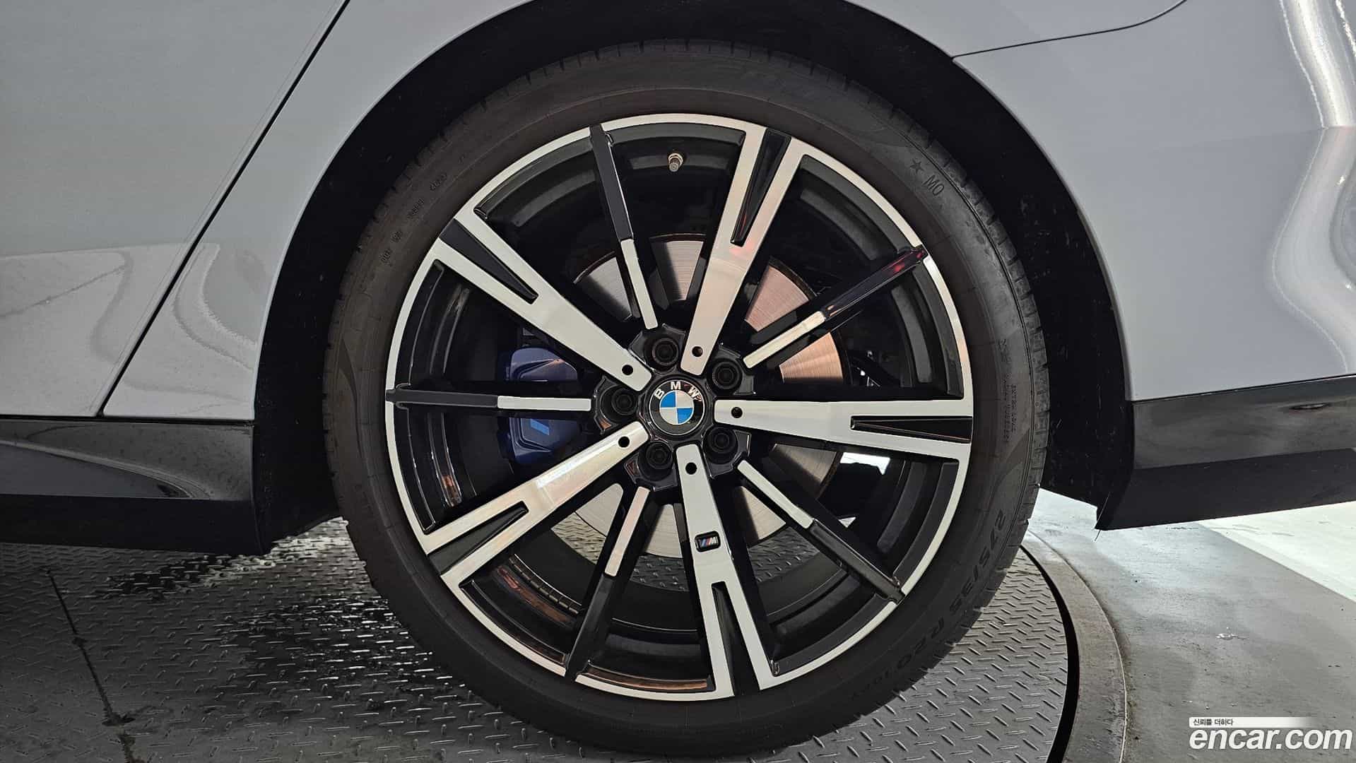 5-Series BMW 2024.1-OUTER-031