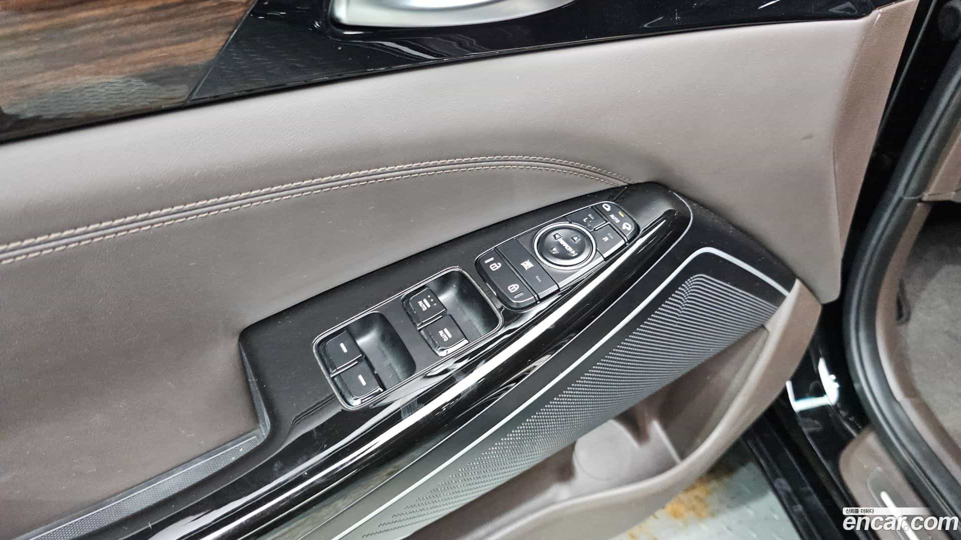K7 Kia 2019.0-OPTION-021