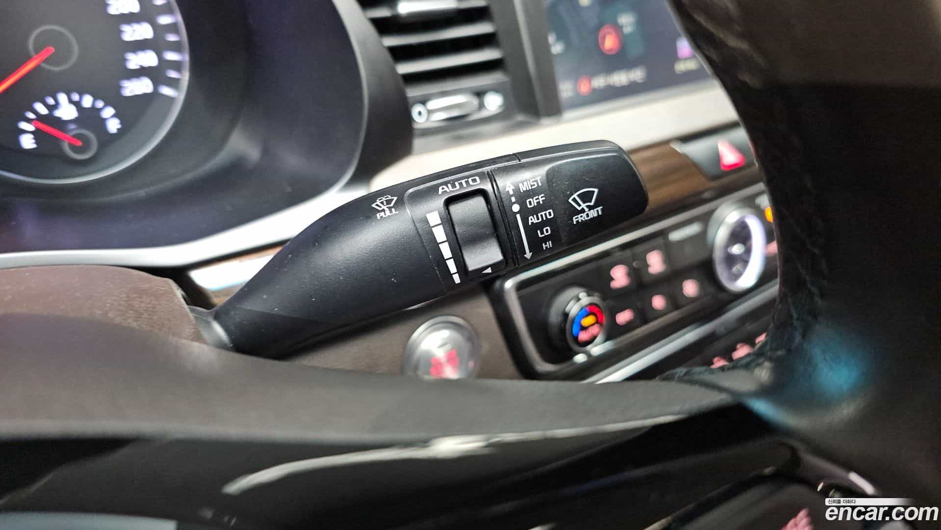 K7 Kia 2019.0-OPTION-040