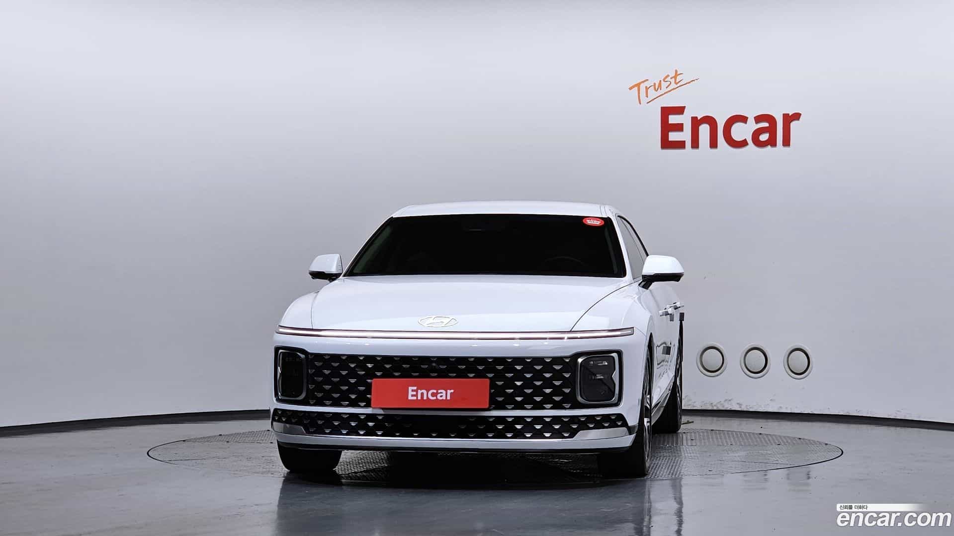 Grandeur Hyundai 2023.4-OUTER-003