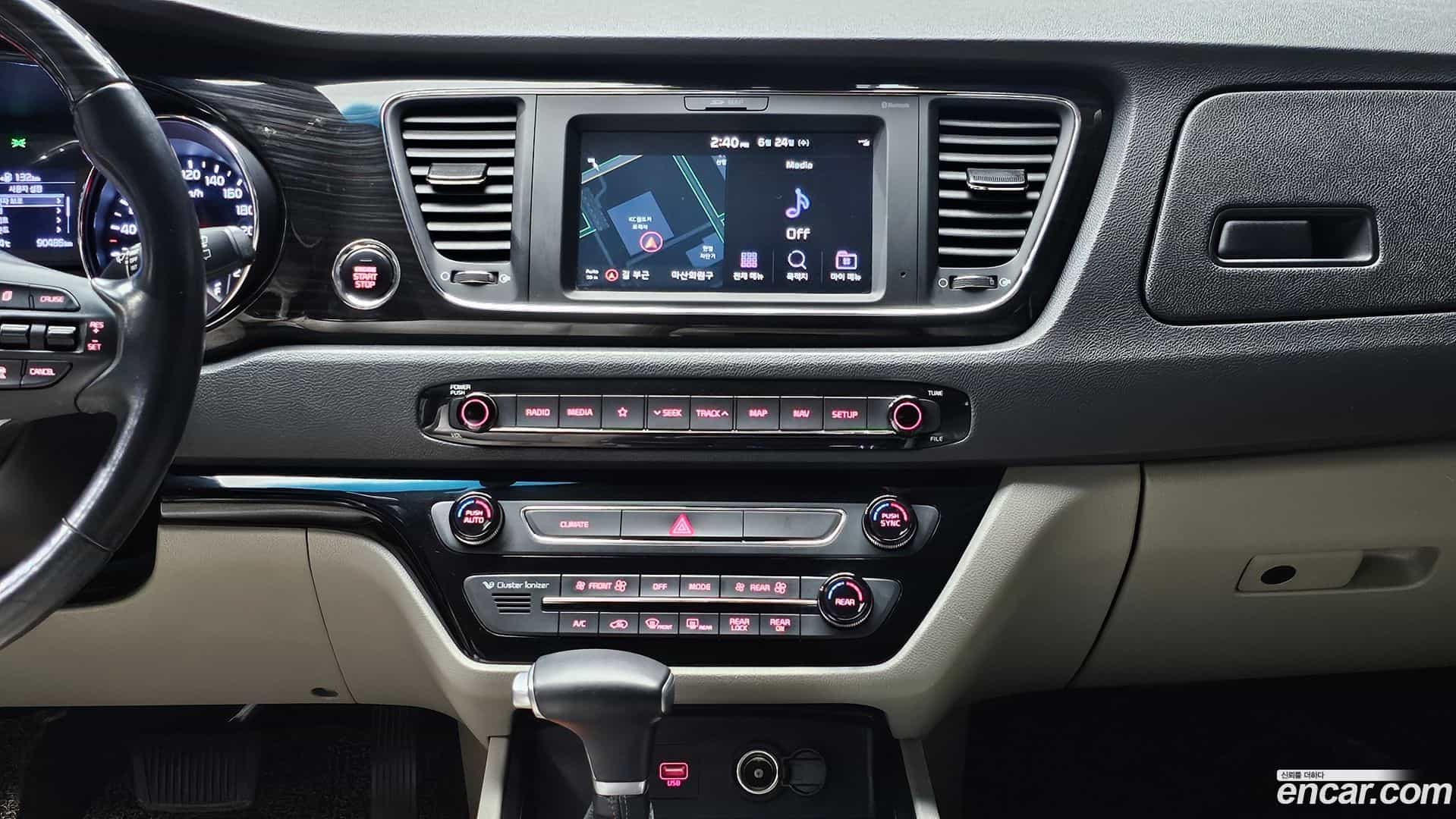 Canival Kia 2019.6-OPTION-018